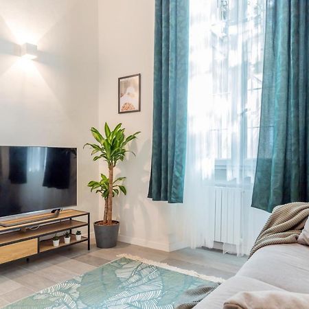 Duomo-Navigli Charming And Modern With Fast Wifi Apartment Milan Exterior photo