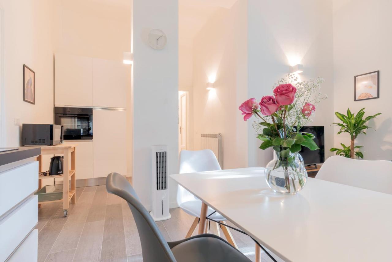 Duomo-Navigli Charming And Modern With Fast Wifi Apartment Milan Exterior photo